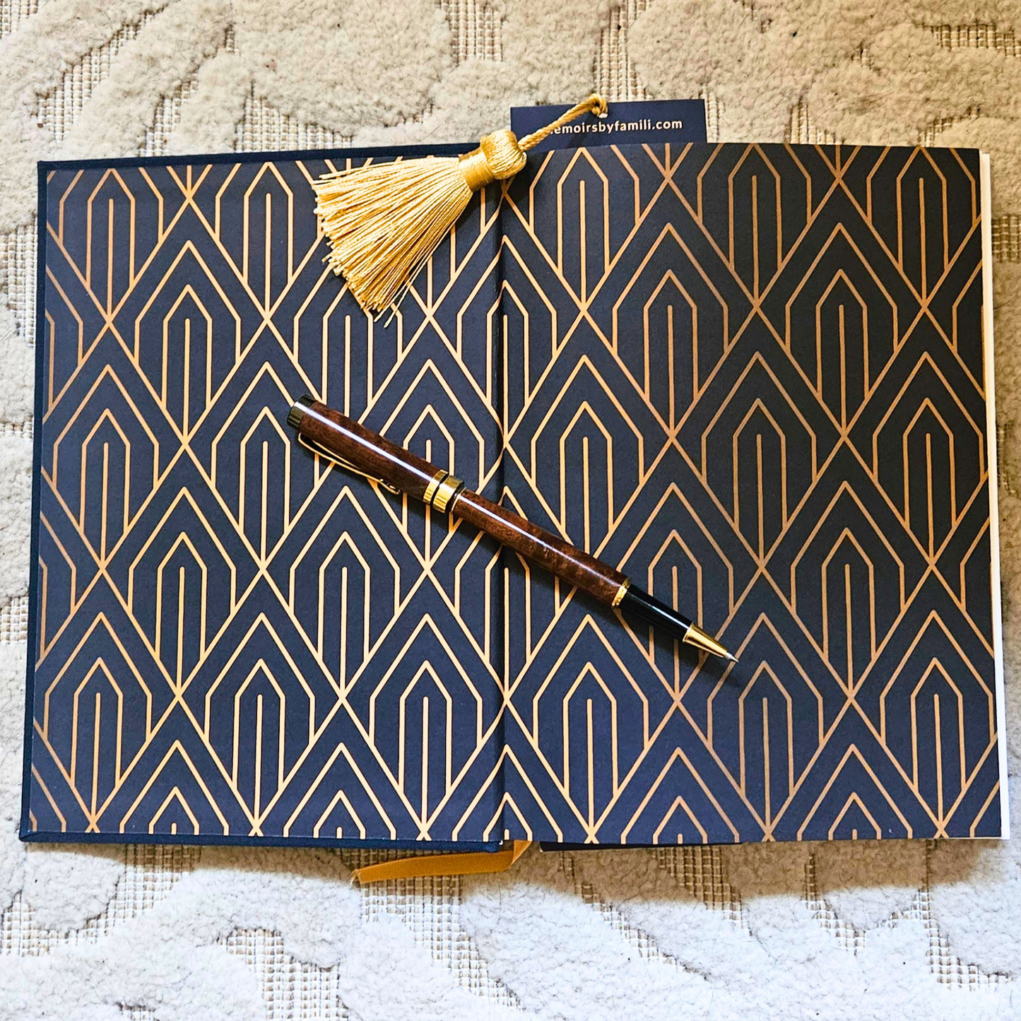 A Father's Memoir: A Family Keepsake Journal for Dads and Grandpas